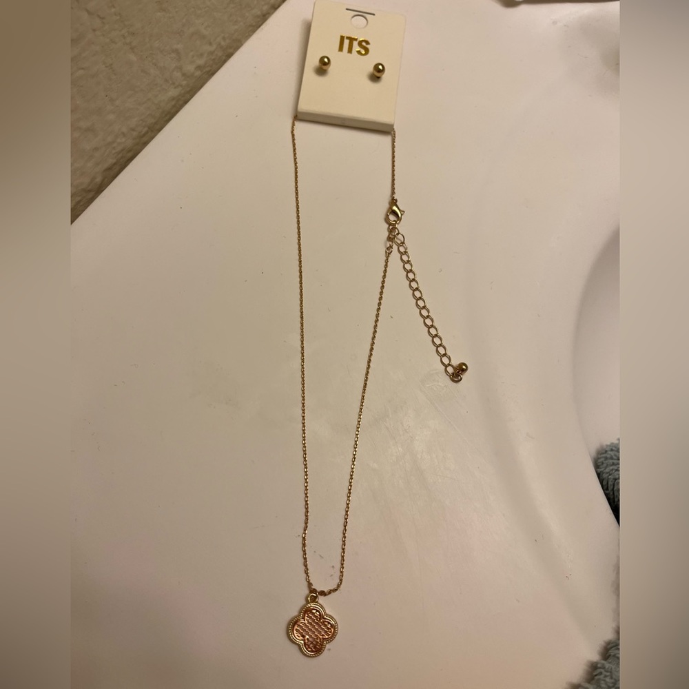 Rose Gold Pendent with Gold Chain w/ matching earrings